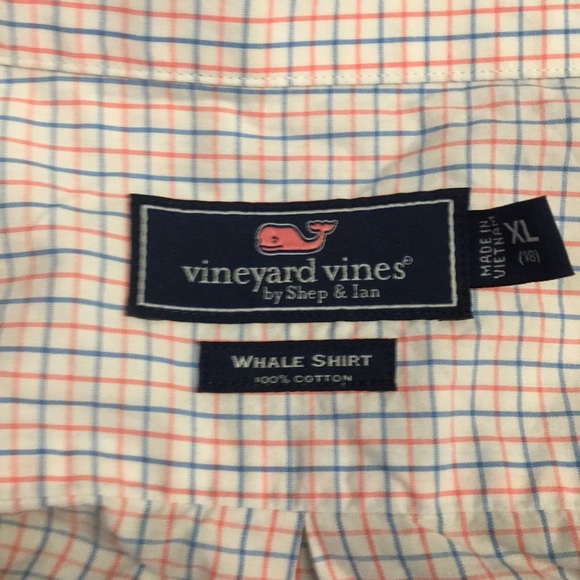 Vineyard vines button down dress shirt - Picture 2 of 3